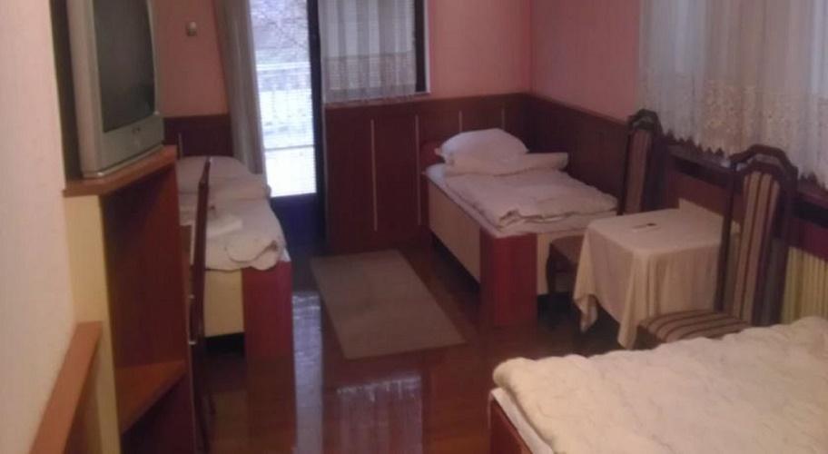 Motel Nana Banja Luka Exteriör bild