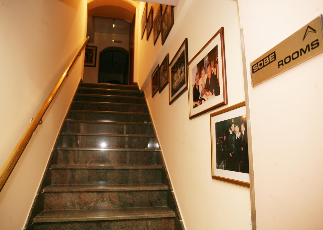 Motel Nana Banja Luka Exteriör bild