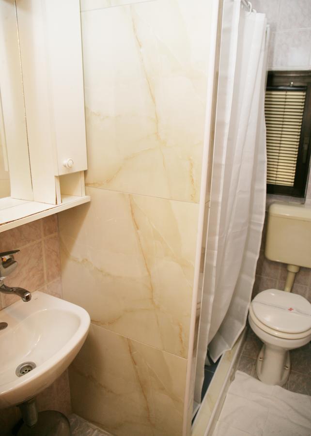 Motel Nana Banja Luka Exteriör bild