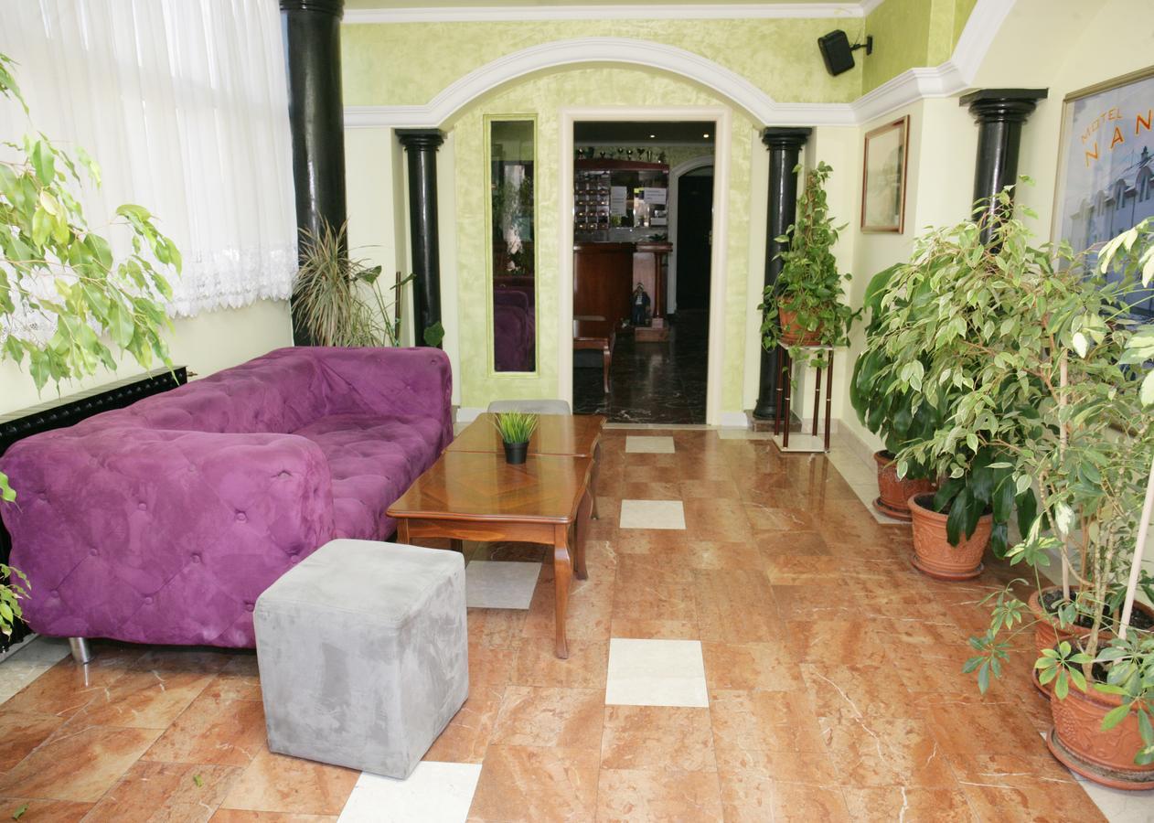 Motel Nana Banja Luka Exteriör bild