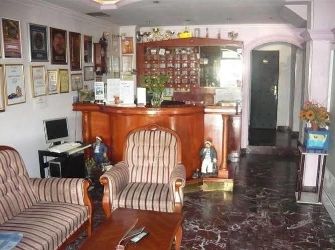 Motel Nana Banja Luka Exteriör bild