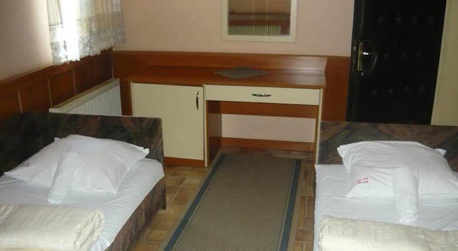 Motel Nana Banja Luka Exteriör bild